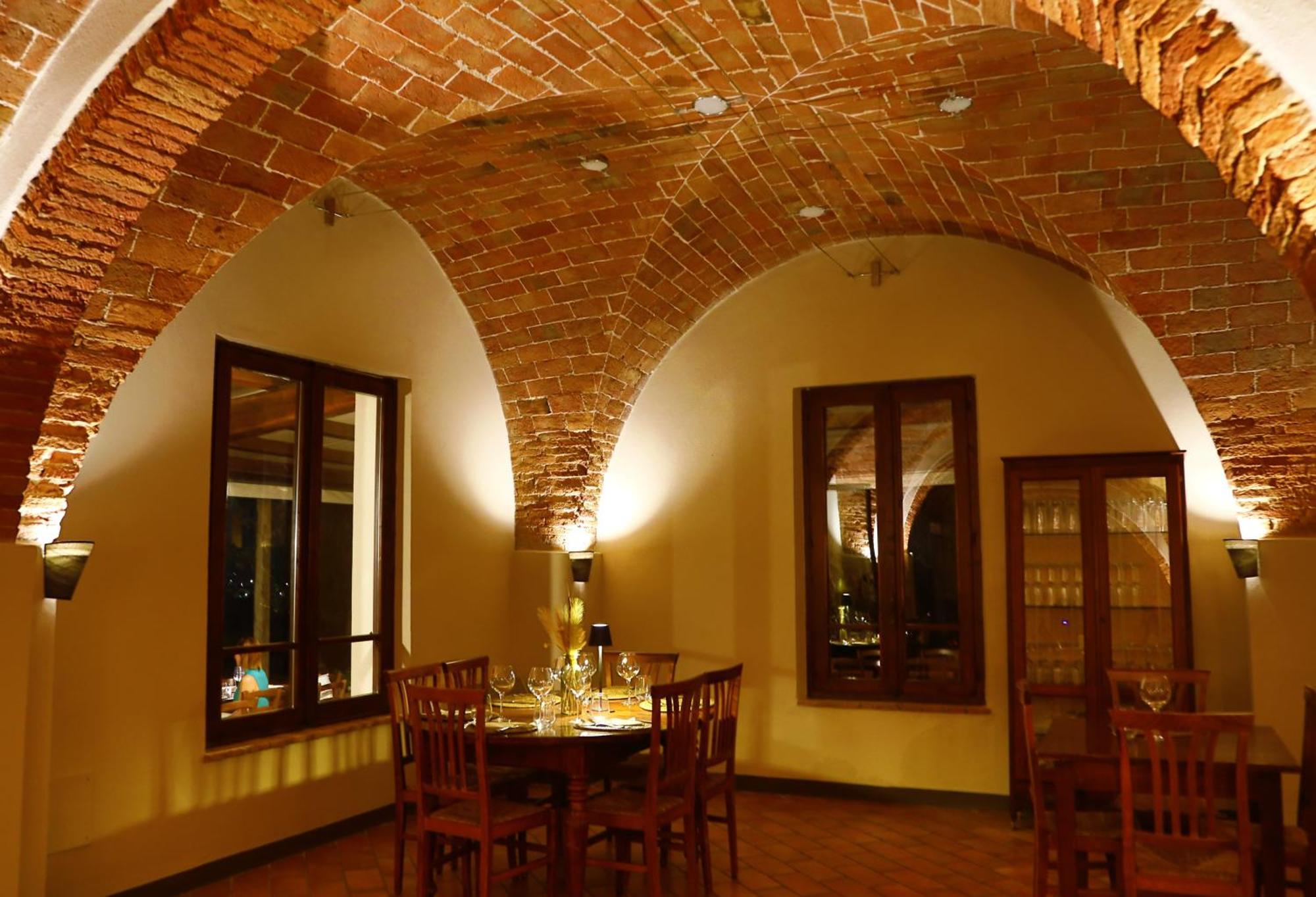 Agriturismo Cascina Cipressa San Romano  外观 照片
